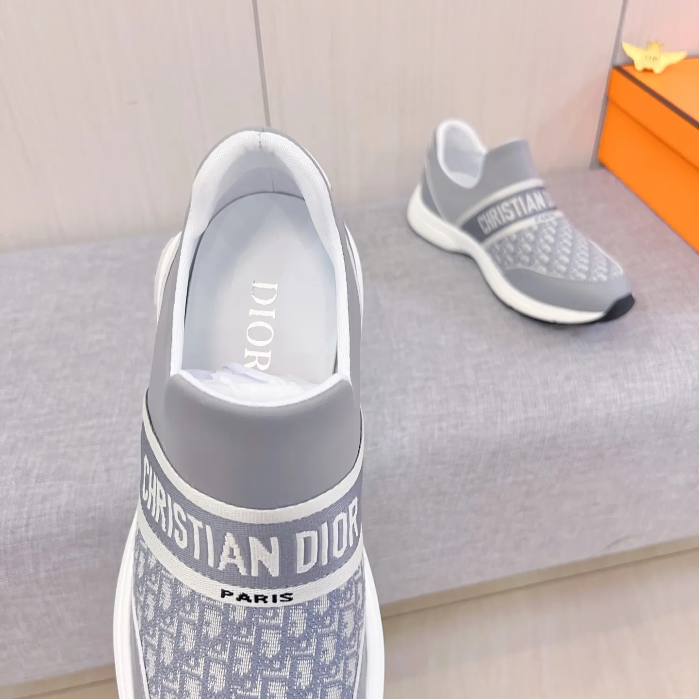 Men's Men's Shoes Men's Shoes💰 400 Men's Men's Shoes💰👍[Dior]🔥🔝High-end men's shoes brand official website 1:1 latest masterpiece: the upper is made of Italian official website original special technical cloth fabrics🔥original comfortable and breathable lining➕original designated non-slip outsole🔥making walking more convenient and comfortable! An exclusive new model, a stunning work, a beautiful 1:1 replica [color] compared to the official quality! Create a fashionable personality to set off your uniqueness! A must-have for trendy men! 🔥, sizes: 38-44. color:.      3⃣️colors available🔥